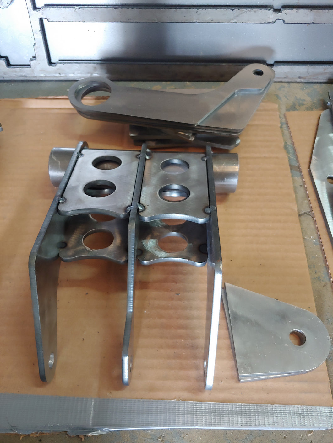 Diy Universal ford Ranger single swinger bracket and tabs - Oddball Motorsports